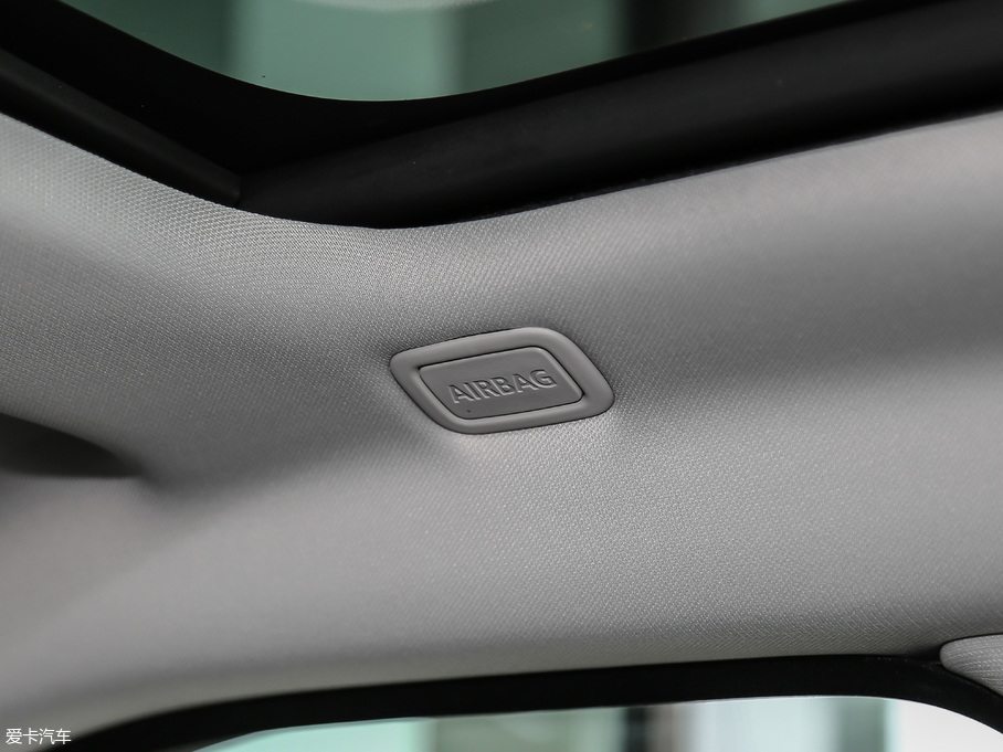 2018٘O 240PS HSE DYNAMICӰ