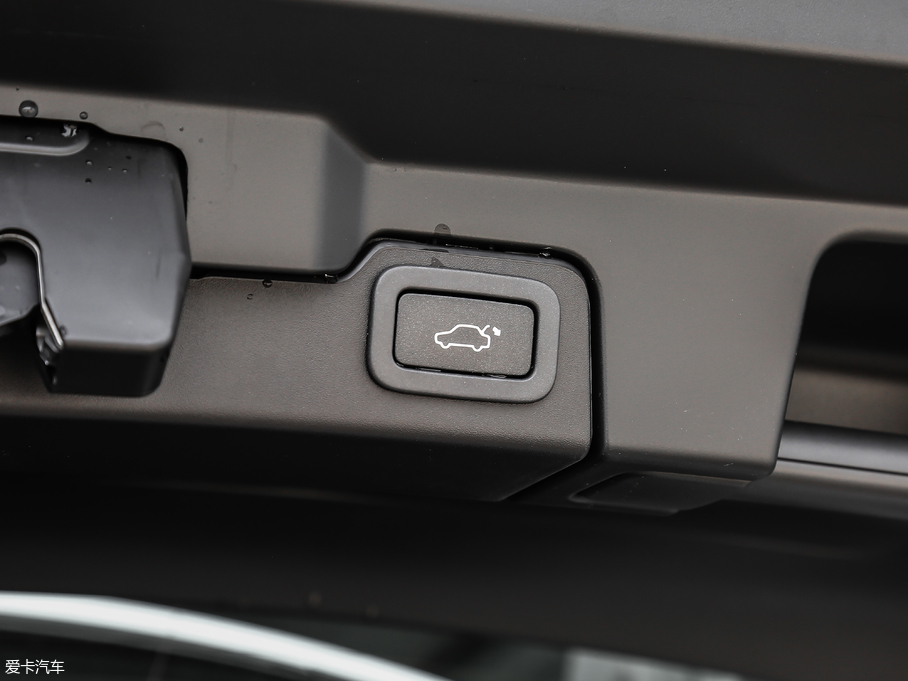 2018٘O 240PS HSE DYNAMIC(dng)