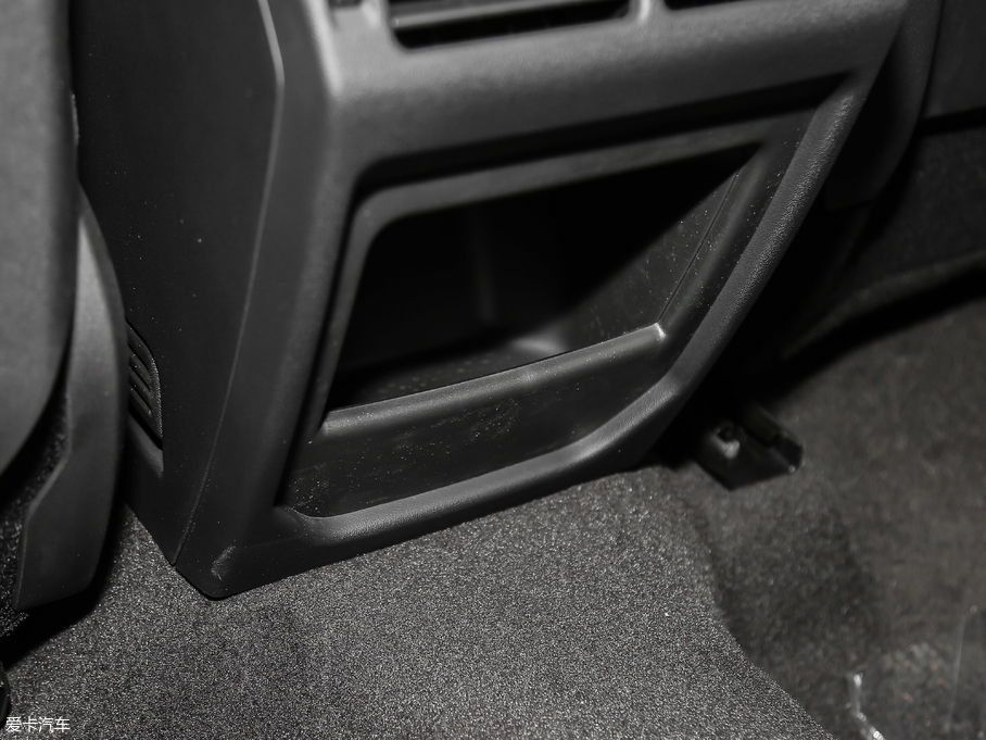 2018٘O 240PS HSE DYNAMICӰ