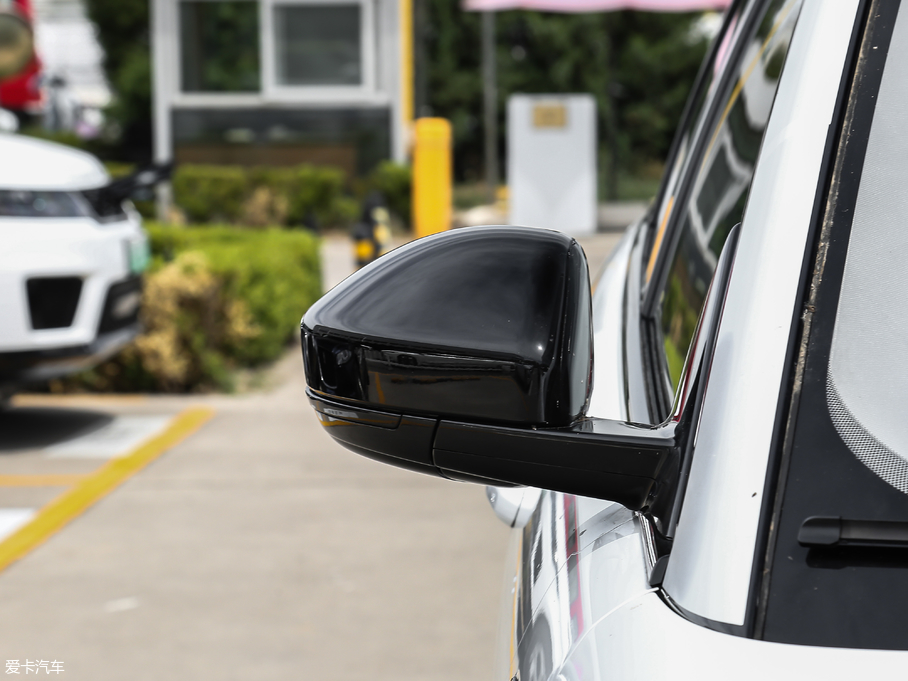 2018٘O 240PS HSE DYNAMICӰ