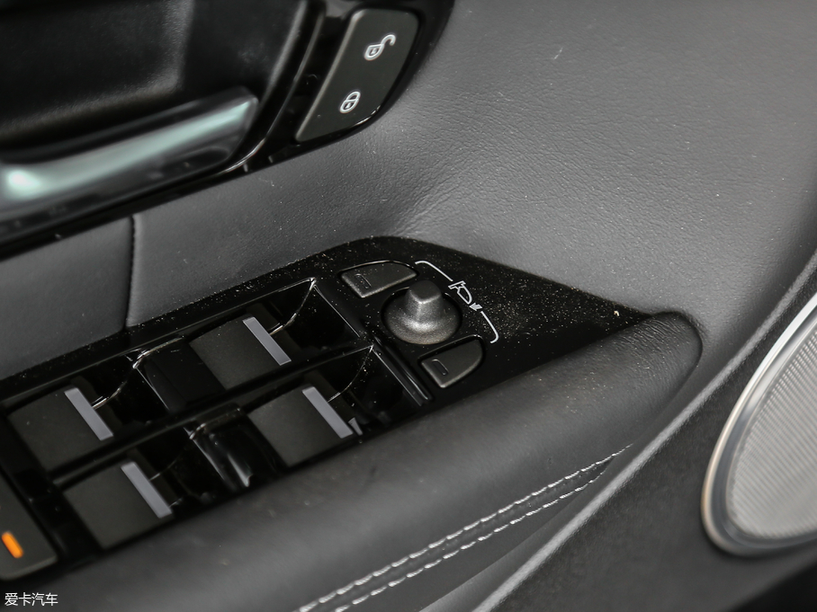 2018٘O 240PS HSE DYNAMICӰ