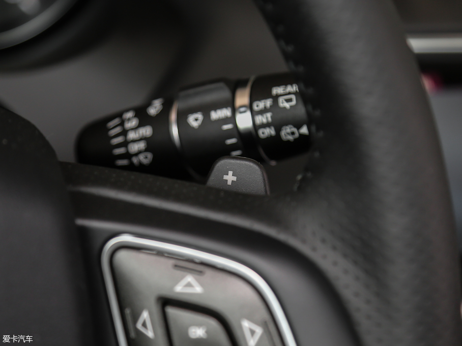 2018٘O 240PS HSE DYNAMICӰ