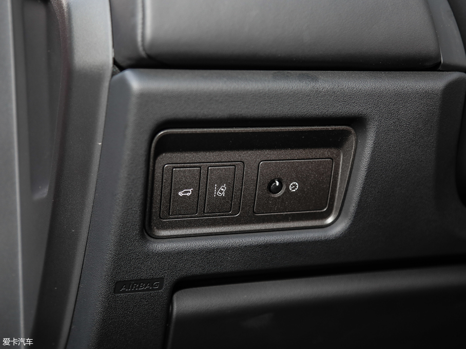 2018٘O 240PS HSE DYNAMICӰ