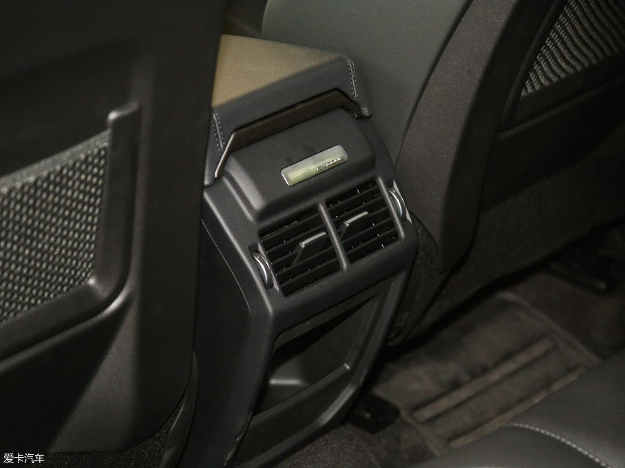 2018٘O 240PS PURE Lа