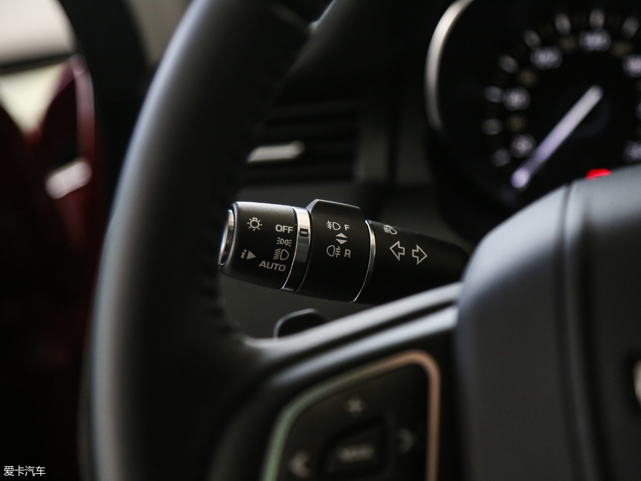 2018٘O 240PS PURE L(fng)а