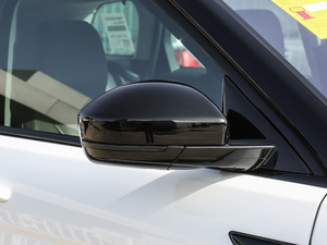 2018240PS SE DYNAMICJ ^