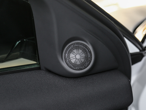 2018240PS SE DYNAMICJ g