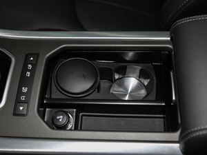 2018240PS SE DYNAMICJ g