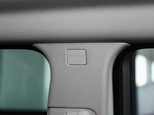 2018240PS SE DYNAMICJ g