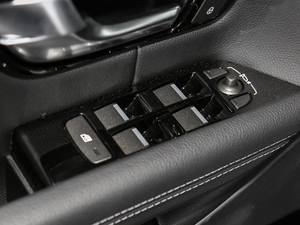 2018240PS SE DYNAMICJ {܇(ch)ƅ^(q)	