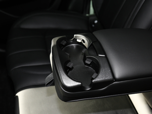 2018240PS PURE Lа g