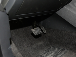 2018240PS PURE Lа g