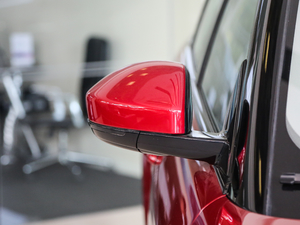 2018240PS PURE Lа ^