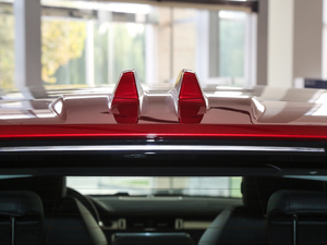 2018240PS PURE Lа ^