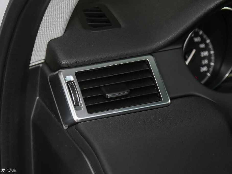 2018��l�F���� 240PS HSE��