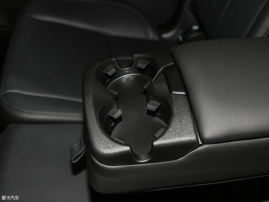 2018��l�F���� 240PS HSE��