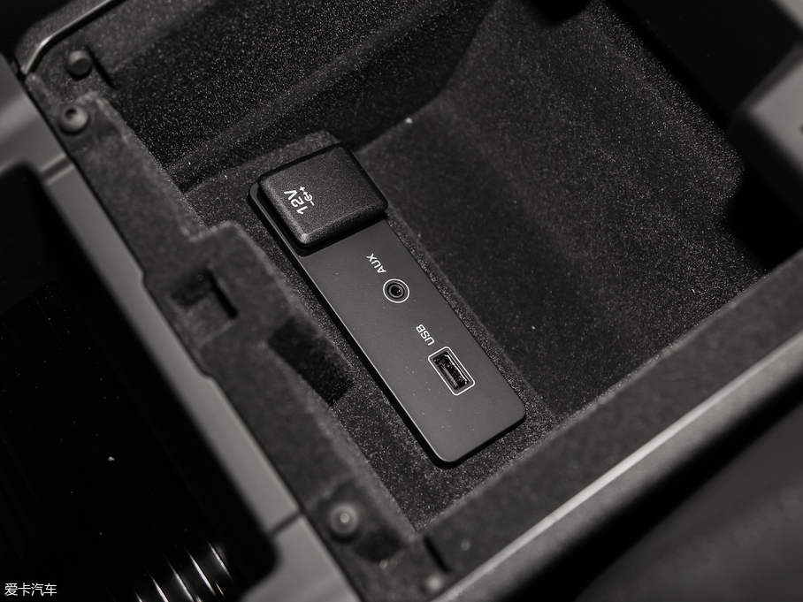 2018l(f)F 200PS PURE