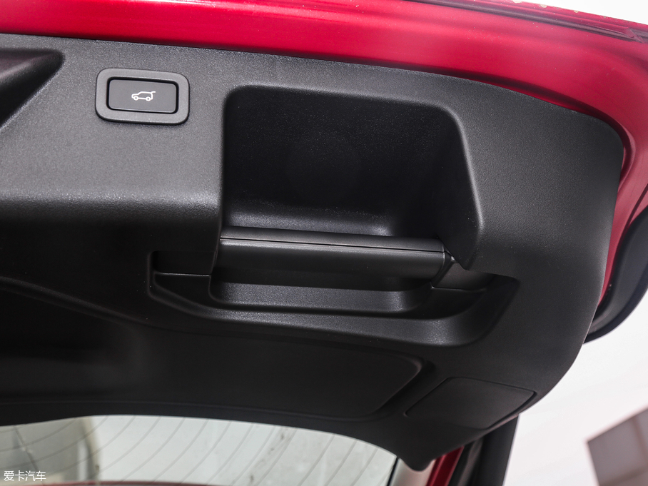 2018l(f)F(xin) 240PS SE