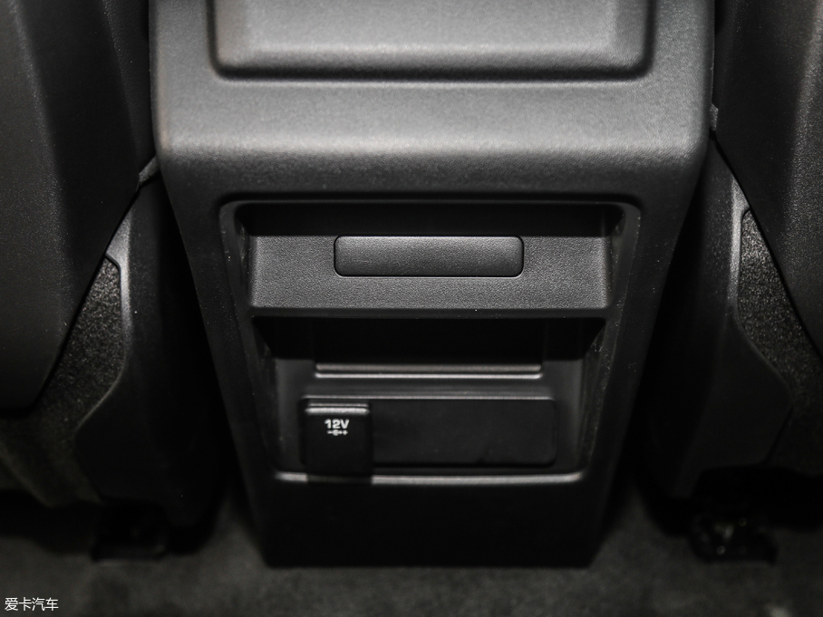 2018l(f)F(xin) 240PS SE