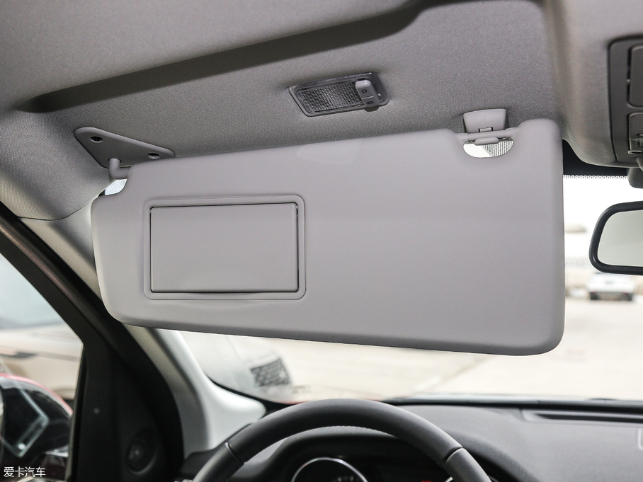 2018l(f)F(xin) 240PS SE