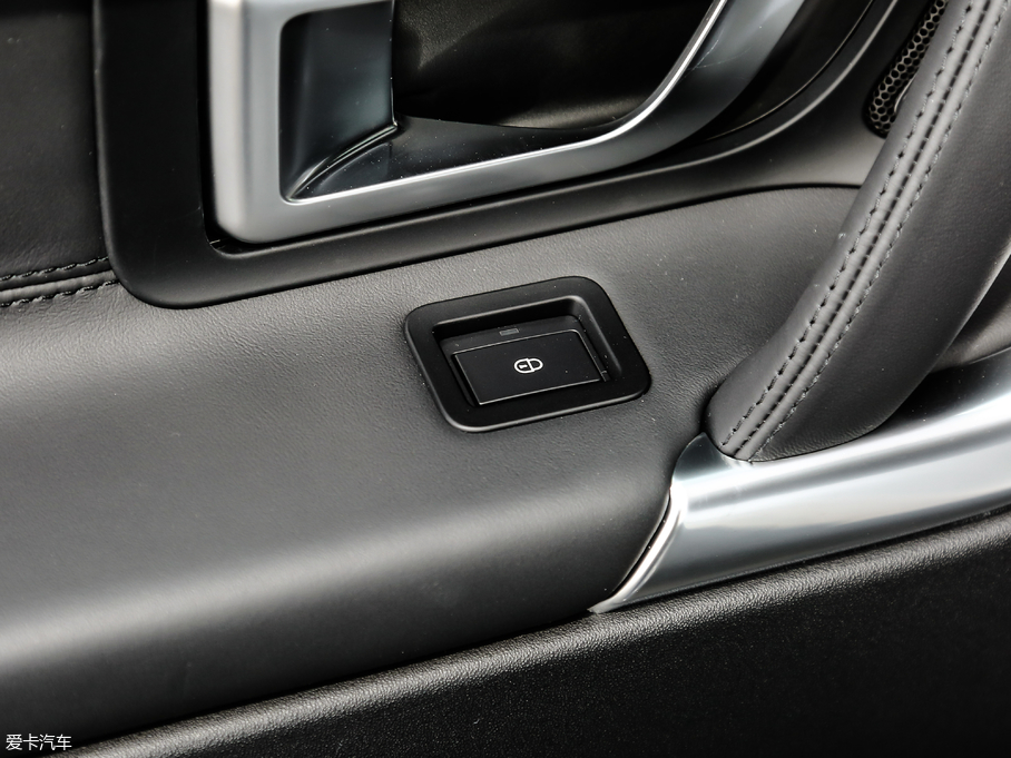 2018lF 240PS HSE LUXURY