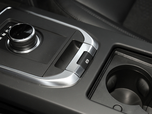 2018200PS PURE v܇Ƅ