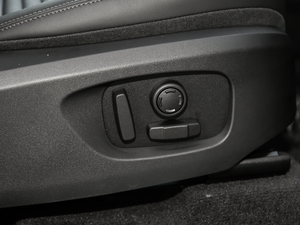 2018240PS HSE LUXURY g