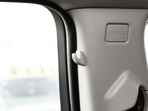 2018240PS HSE LUXURY g