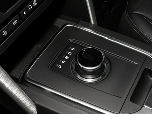 2018款240PS HSE LUXURY版 换挡杆