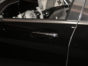 2019款S 680 Pullman 细节外观