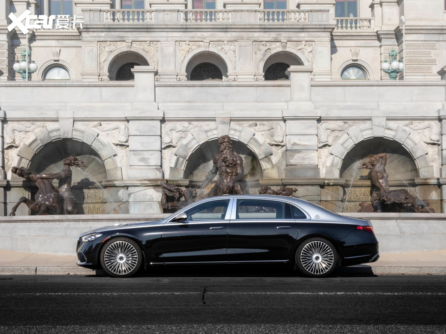 2021~ͺS(j) S 580 4MATIC (gu)