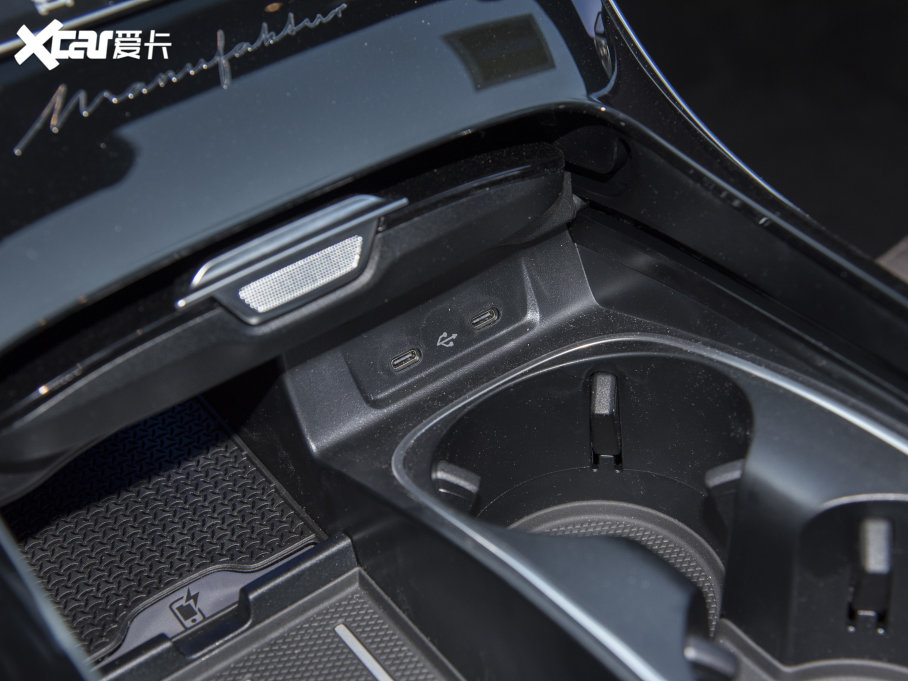 2022~ͺS S 680 4MATIC ĸ߶װl(f)