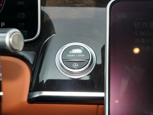 2022S 480 4MATIC ؄e п؅^