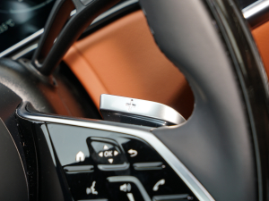 2022S 480 4MATIC ؄e п؅^