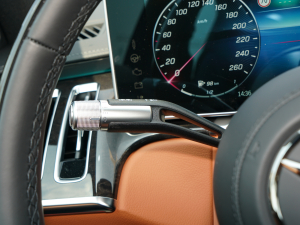 2022S 480 4MATIC ؄e п؅^