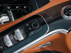 2022S 480 4MATIC ؄e п؅^