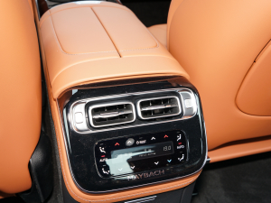 2022S 480 4MATIC ؄e п؅^