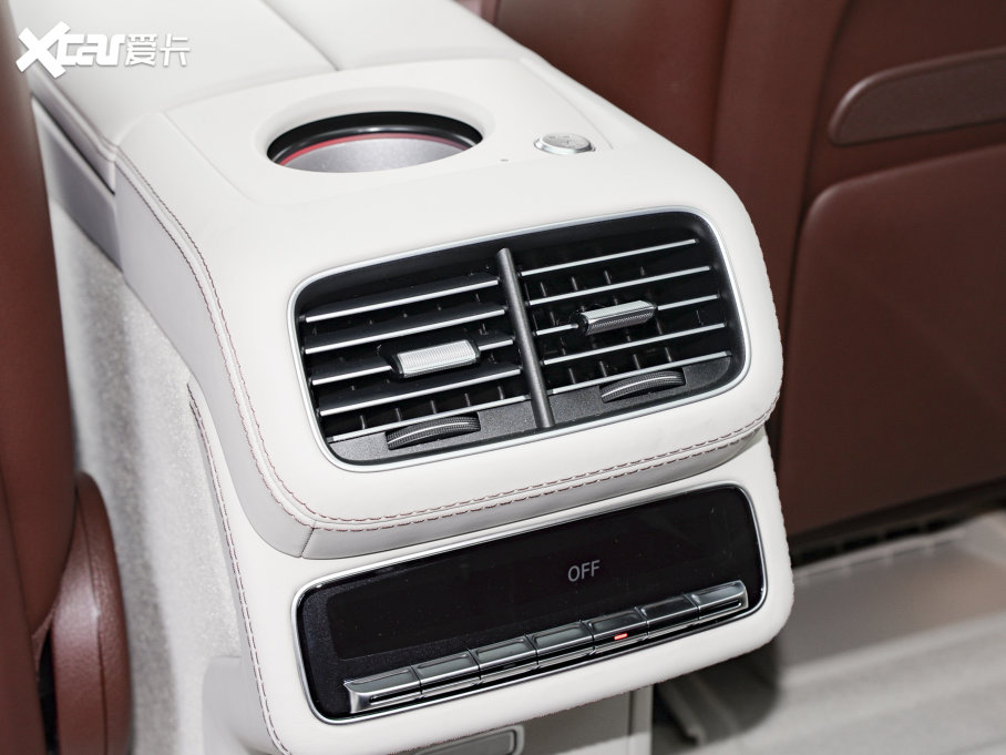 2022���~�ͺ�GLS GLS 480 4MATIC