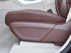 2022��GLS 600 4MATIC �Y���� ���g����