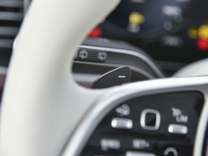 2022��GLS 600 4MATIC �Y���� �п؅^