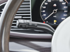 2022��GLS 600 4MATIC �Y���� �п؅^