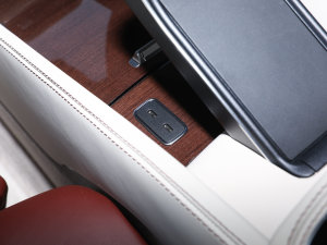 2022��GLS 600 4MATIC �Y�а� ���g����