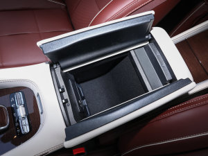 2022��GLS 600 4MATIC �Y�а� ���g����