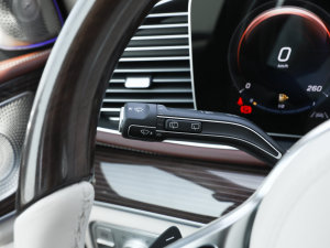 2022��GLS 600 4MATIC �Y�а� �п؅^