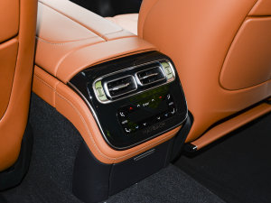 2023S 480 4MATIC п؅^