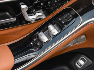 2023S 480 4MATIC п؅^