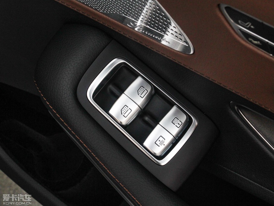 2015~ͺS(j) S 400 4MATIC