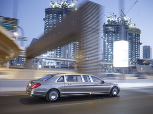 2015款S 600 Pullman 整体外观