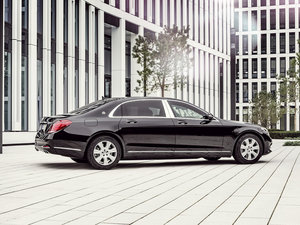 2016款S 600 Guard 整体外观