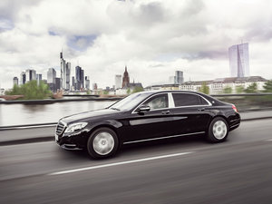 2016款S 600 Guard 整体外观